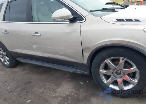 2008 Buick Enclave Cxl z USA, uszkodzony, nr VIN 5GAEV237X8J138275